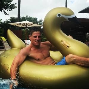 Meet your Posher, Chase